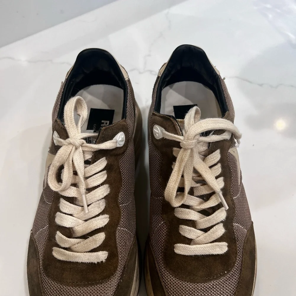 Golden Goose Running Sole Sneaker size 9/39 women.  Olive green/Cream - Picture 2 of 8